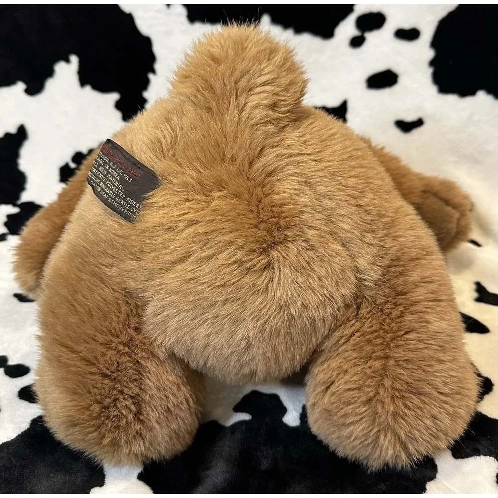 Vintage 1980 Gund Collector Classic Teddy Bear Brown Plush White Chest Medallion